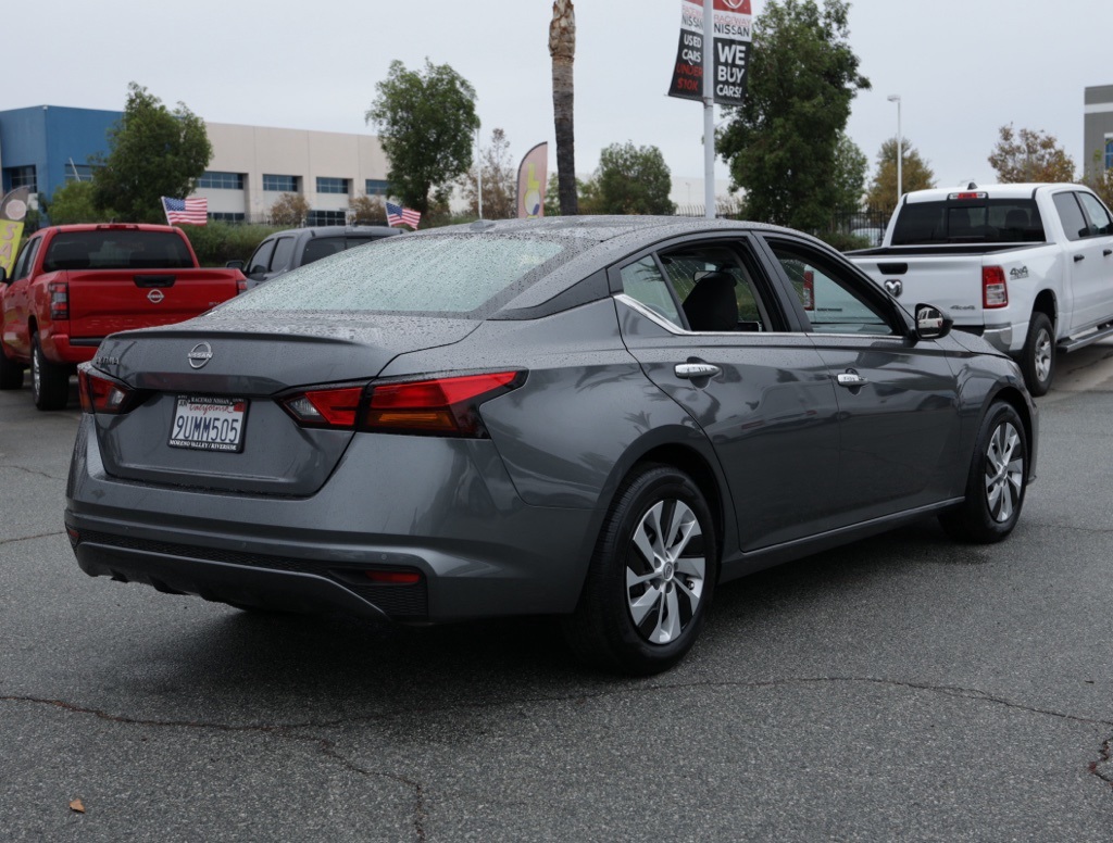 2025 Nissan Altima 2.5 S photo 3