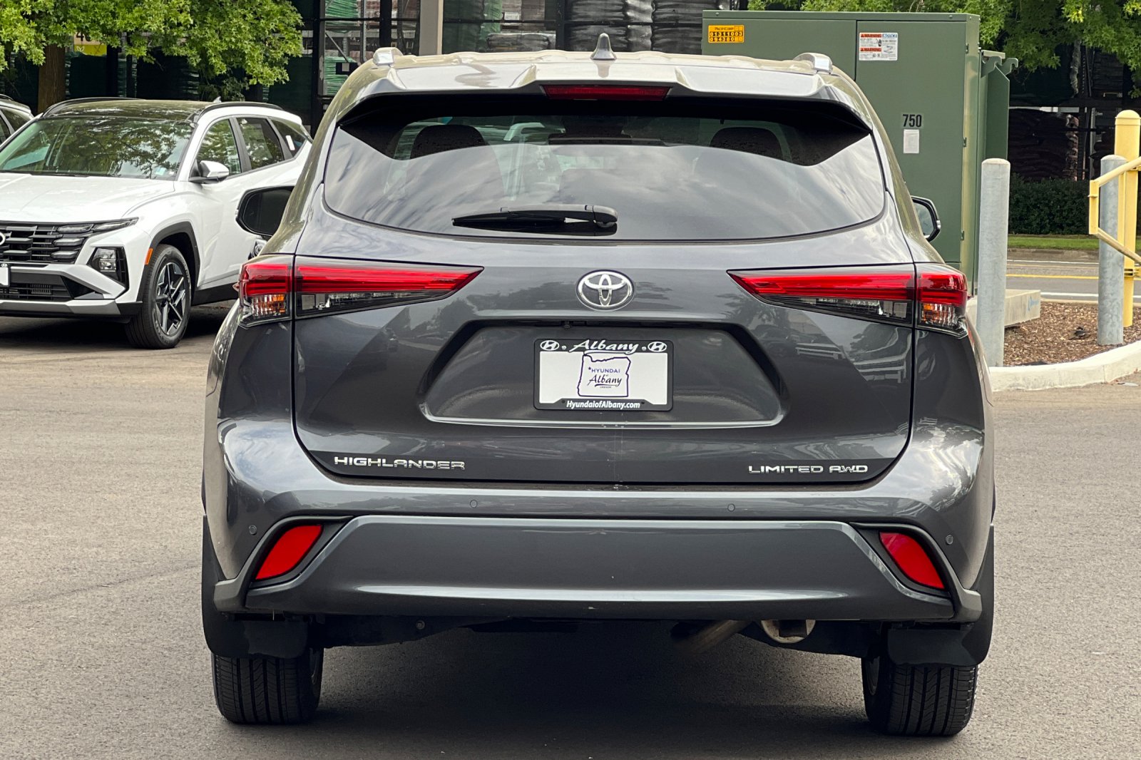 2020 Toyota Highlander Limited photo 4