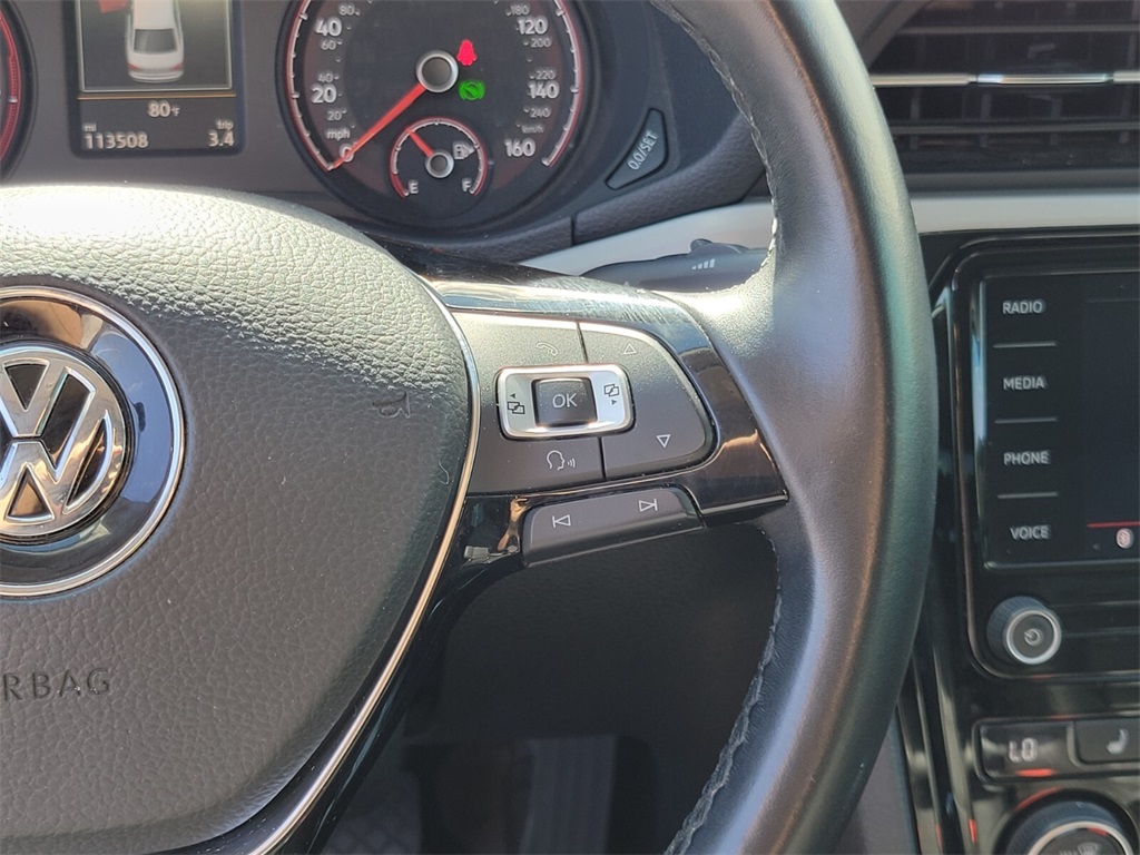 2020 Volkswagen Passat 2.0T SE photo 16