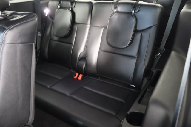 2021 Ford Explorer XLT photo 17