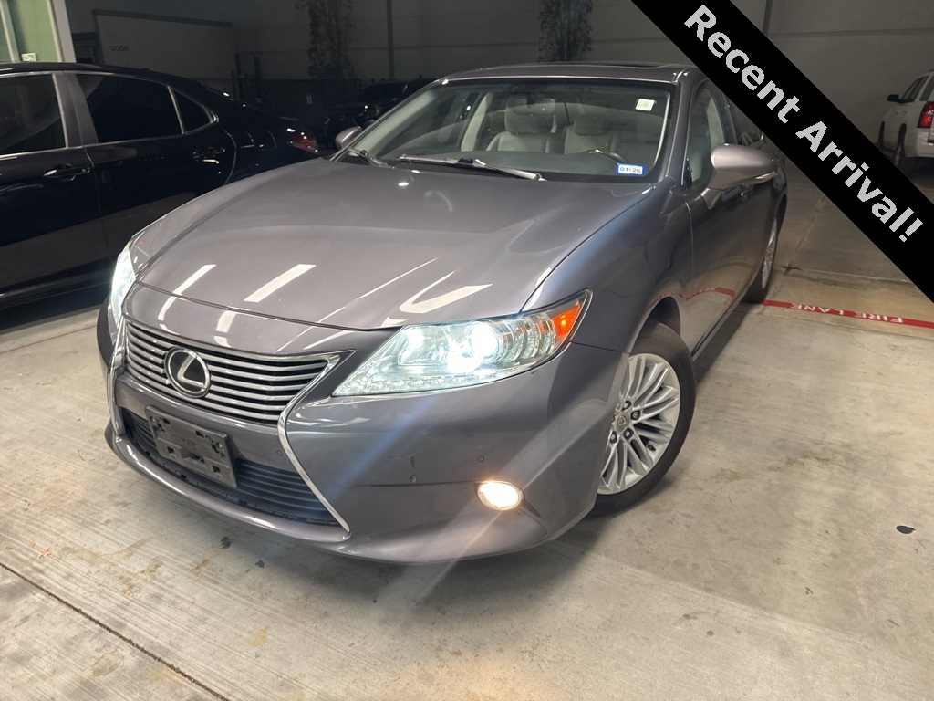2013 Lexus ES 350's photo