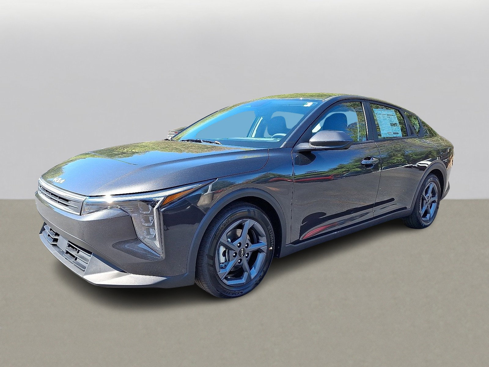 2025 Kia K4 LXS photo 2