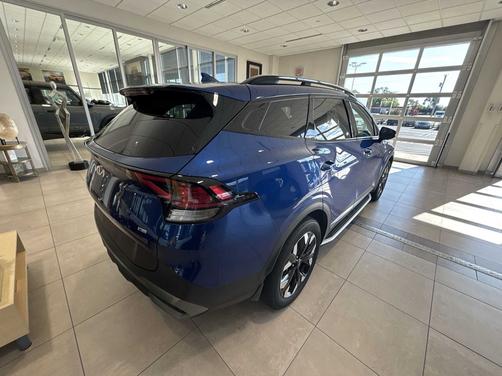 2023 Kia Sportage X-Line photo 3