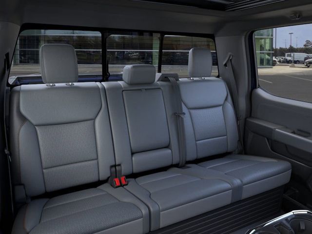 2025 Ford F-150 Lightning Lariat photo 11