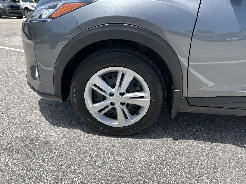 2025 Nissan Kicks Play S photo 39
