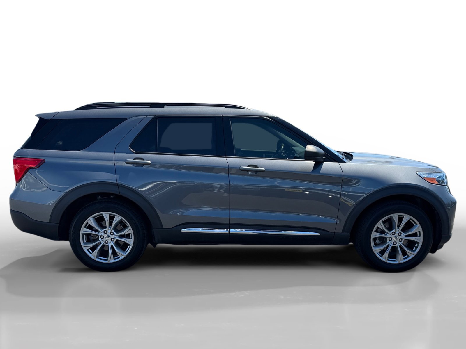 2021 Ford Explorer XLT photo 5