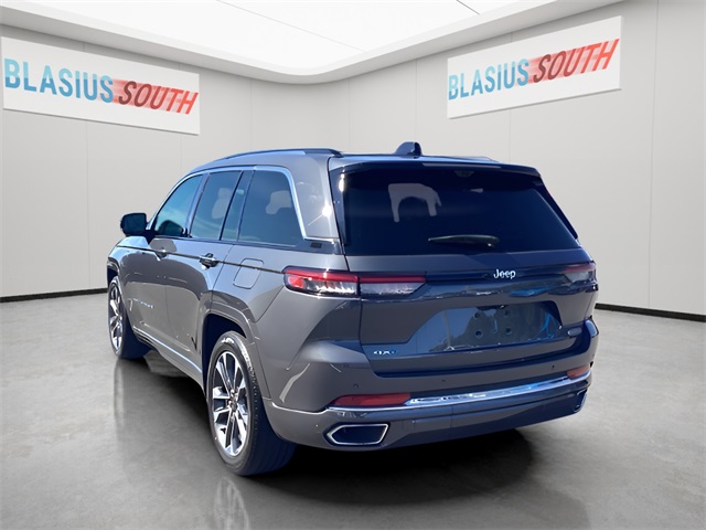 2023 Jeep Grand Cherokee Overland 4xe photo 4