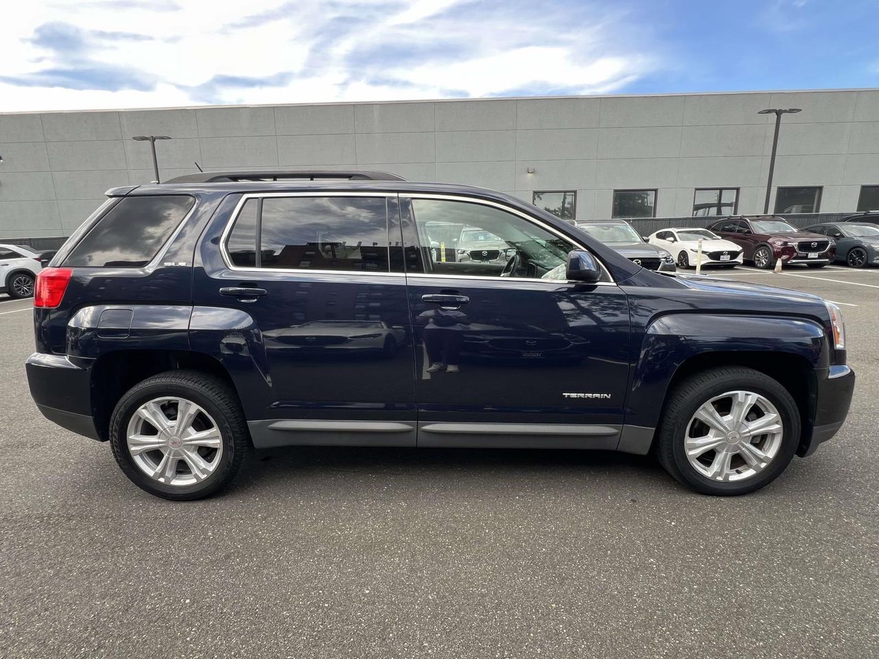 2017 Gmc Terrain SLE photo 2