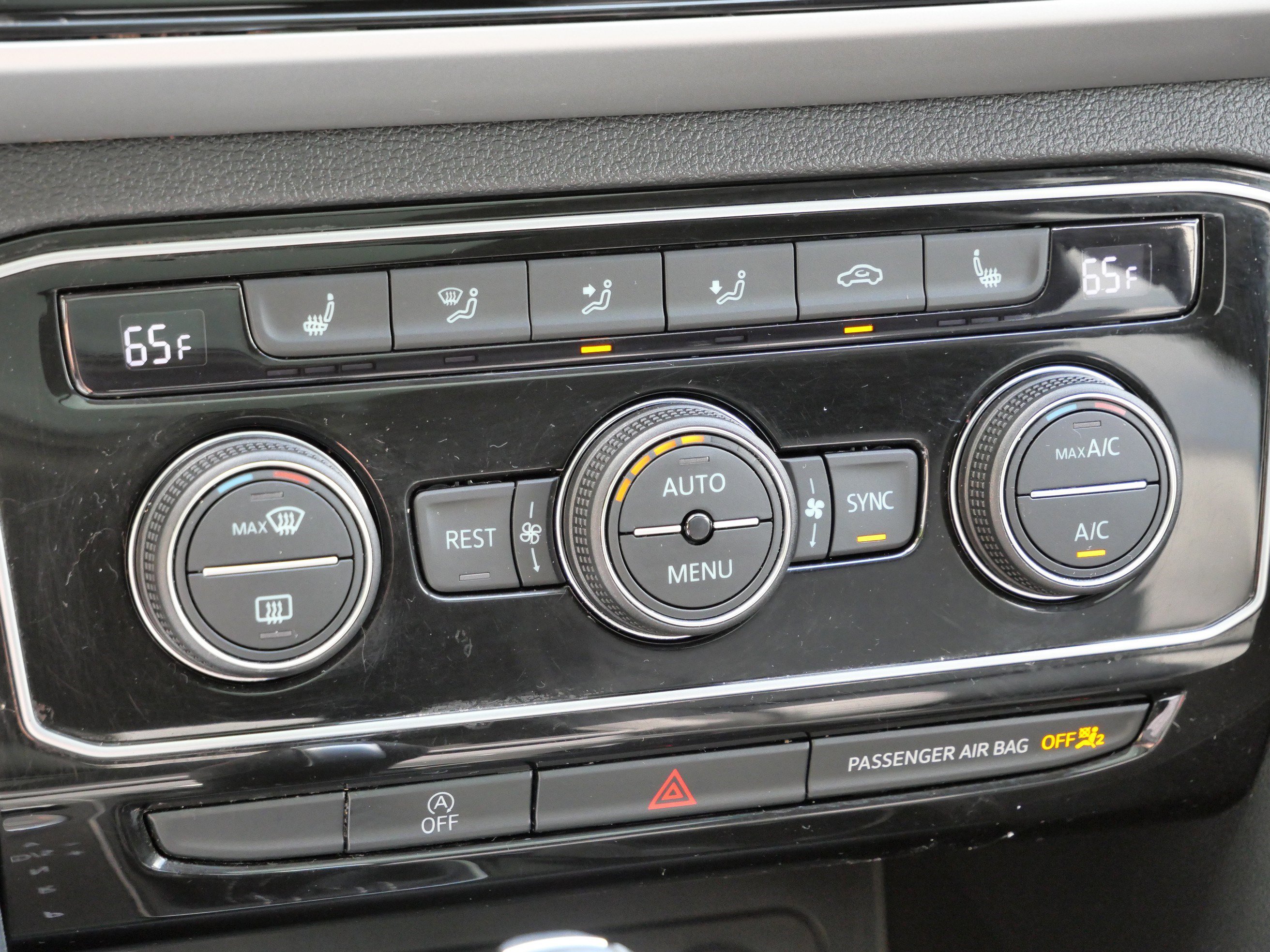 2022 Volkswagen Atlas V6 SE Technology photo 23