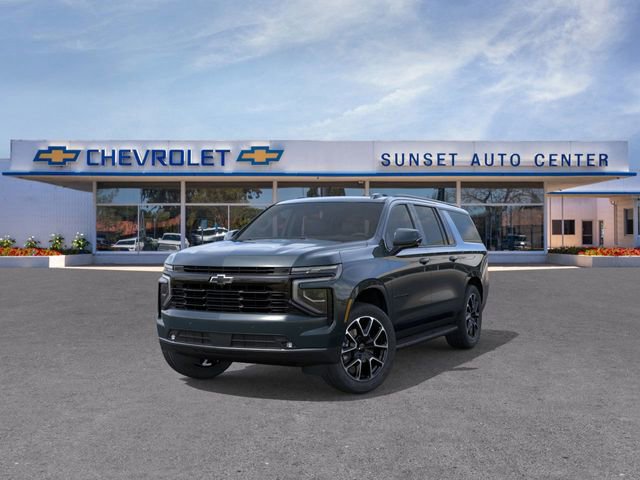 2025 Chevrolet Suburban RST photo 4