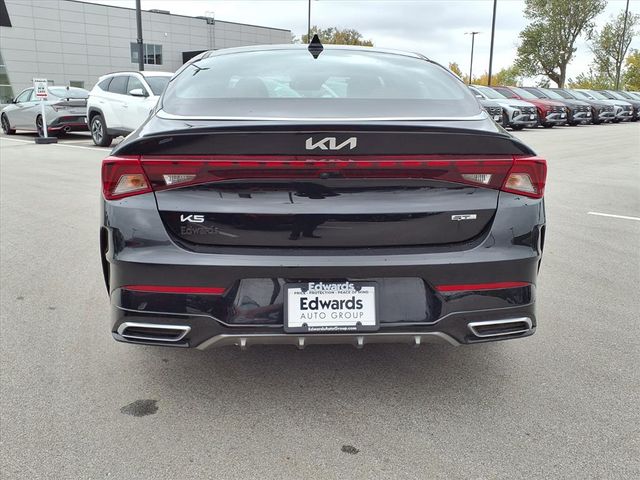 2024 Kia K5 GT-Line photo 4