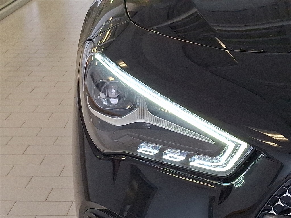 2025 Mercedes Benz CLA 250 4MATIC photo 6