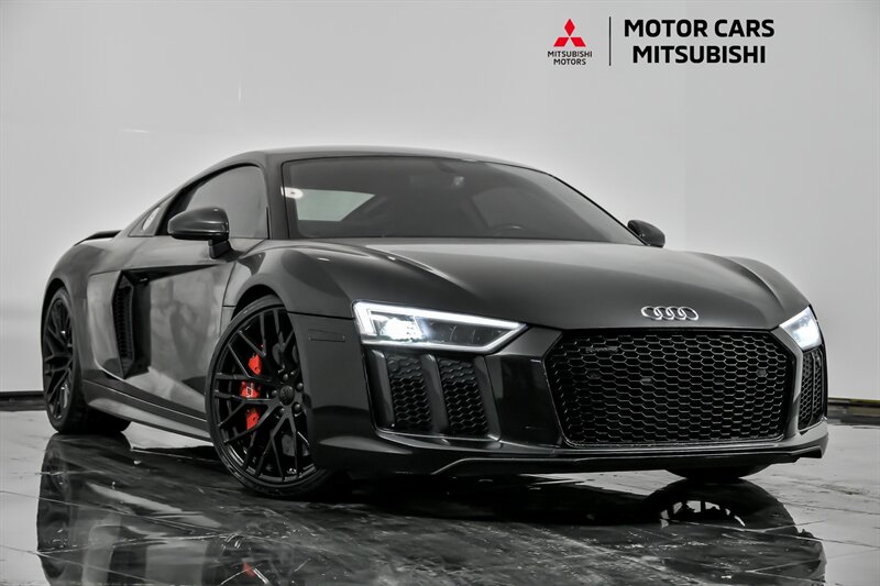 2017 Audi R8 Base's photo