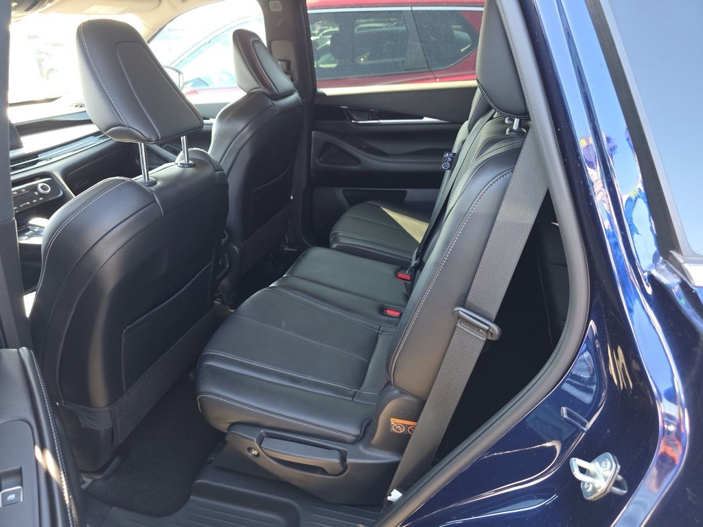 2023 Infiniti QX60 Pure photo 13
