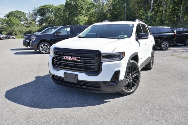2023 Gmc Acadia SLE photo 2