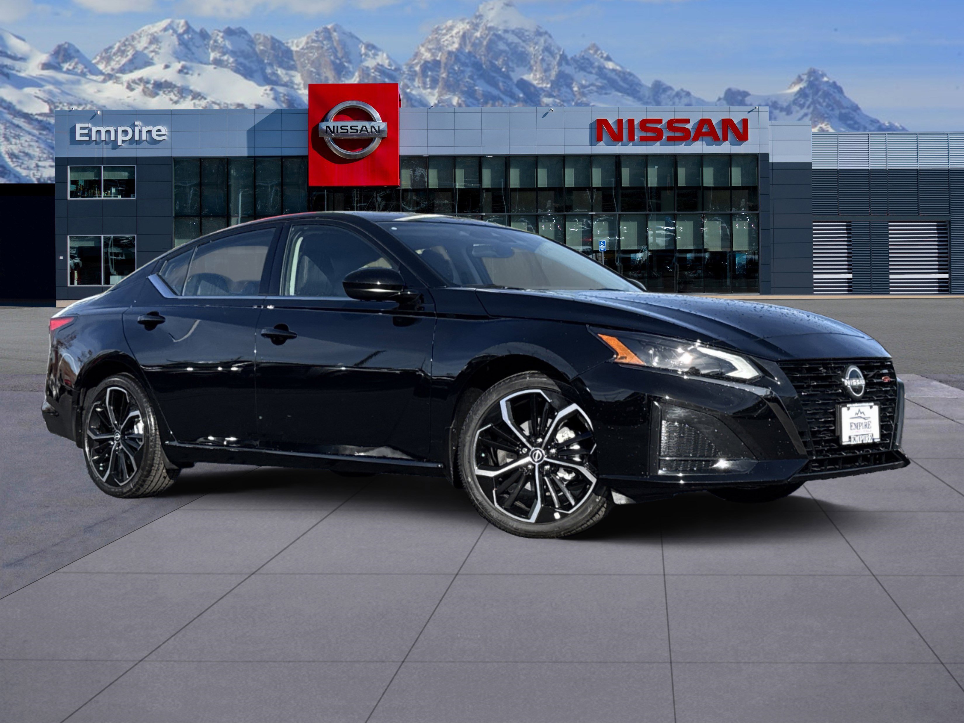 2025 Nissan Altima SR's photo