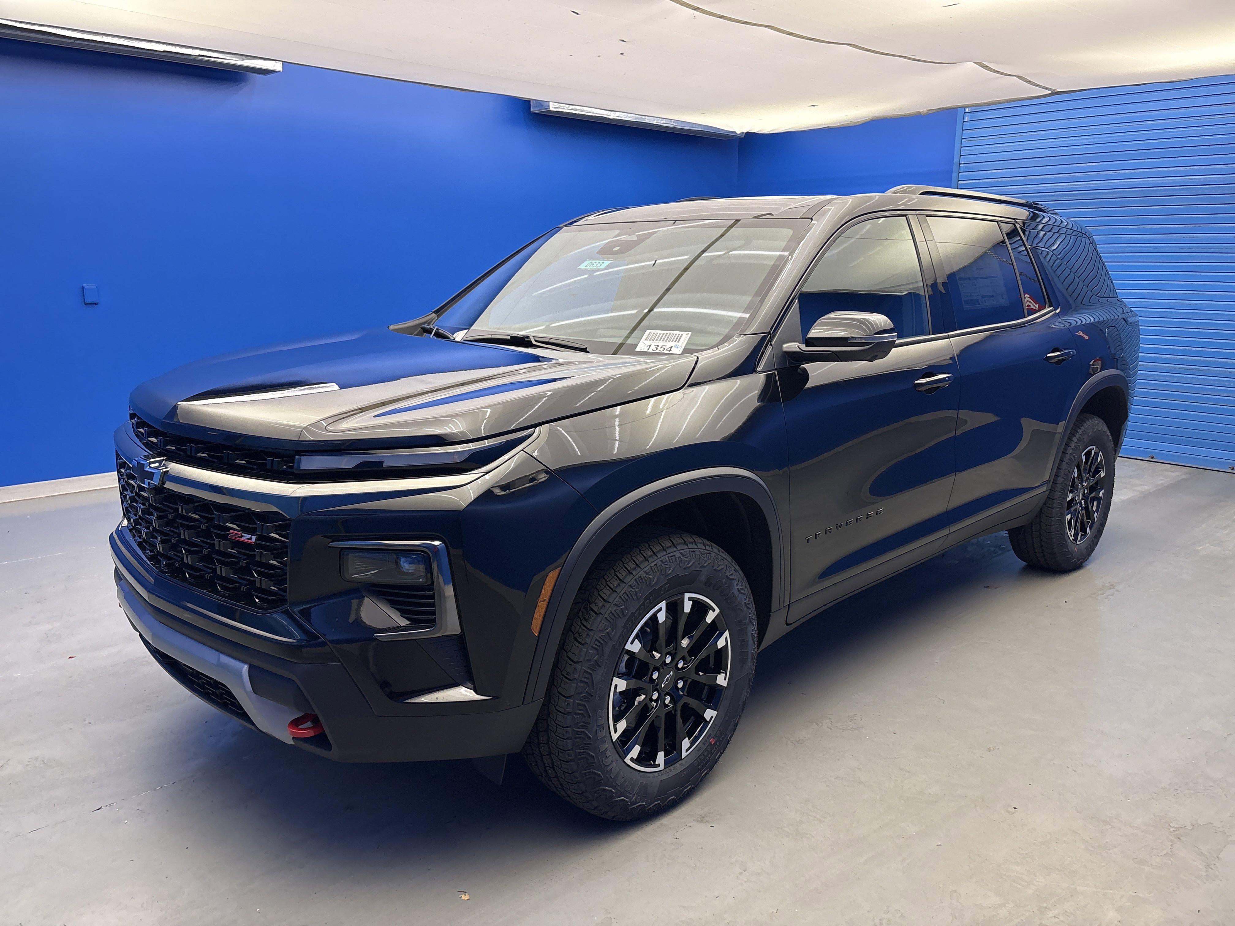 2026 Chevrolet Traverse Z71 photo 2