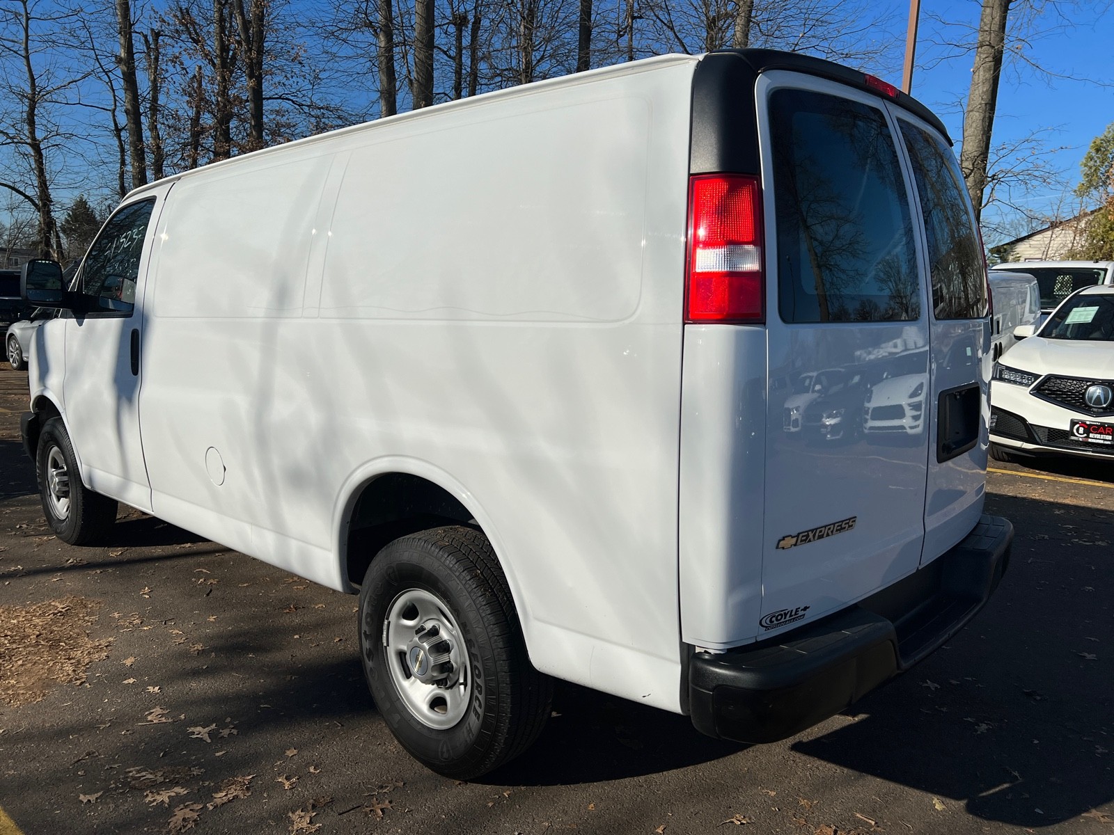 2021 Chevrolet Express Cargo Van photo 4