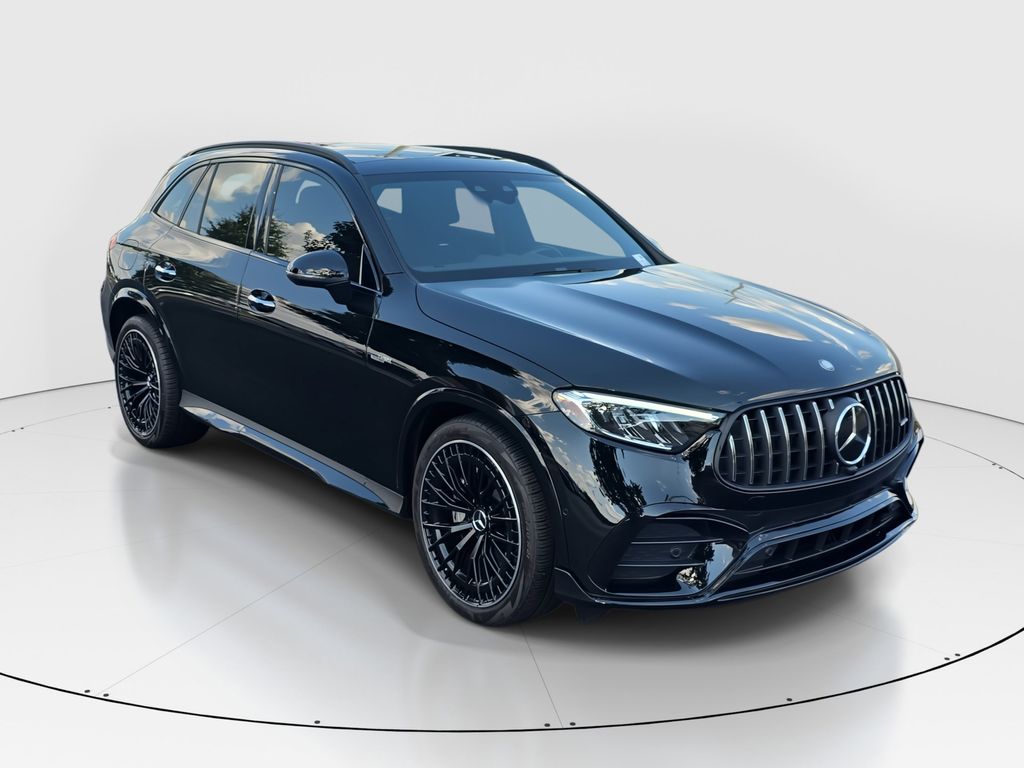 2024 Mercedes Benz GLC 43 AMG 4MATIC photo 3