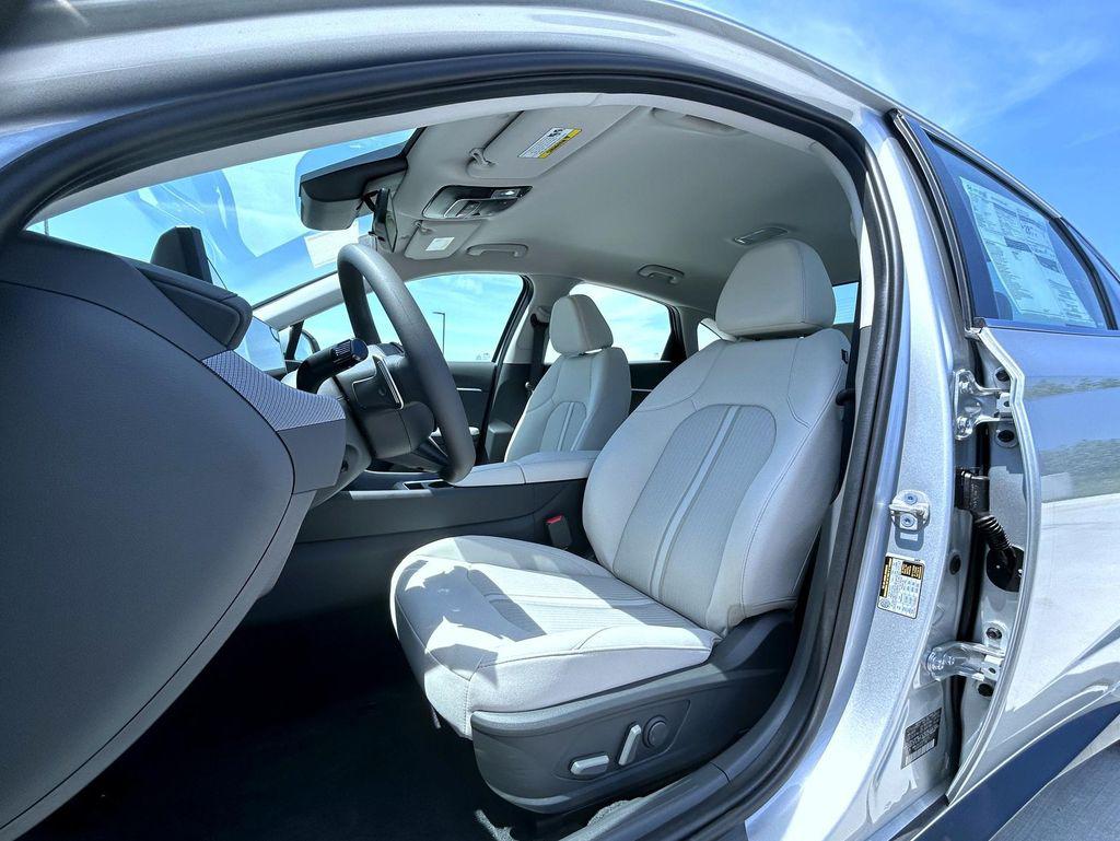 2025 Hyundai Sonata SEL photo 10