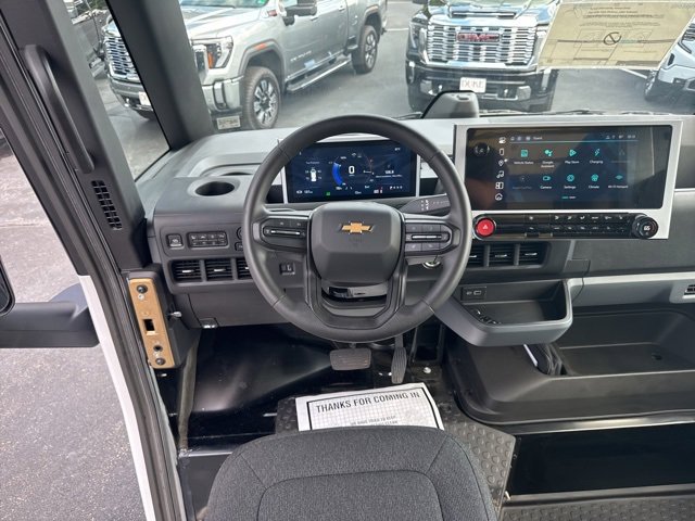 2025 Chevrolet BrightDrop 400 photo 3