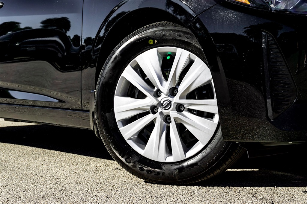 2025 Nissan Sentra S photo 2