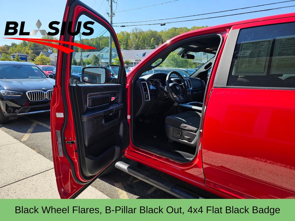 2023 Ram 1500 Classic Warlock photo 5