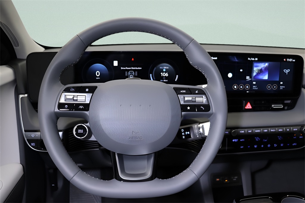 2025 Hyundai Ioniq 5 SE photo 10