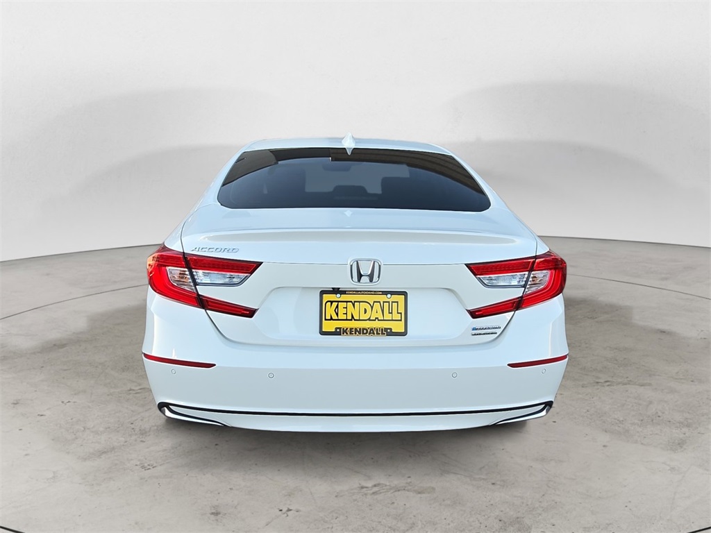 2019 Honda Accord Hybrid Touring photo 4