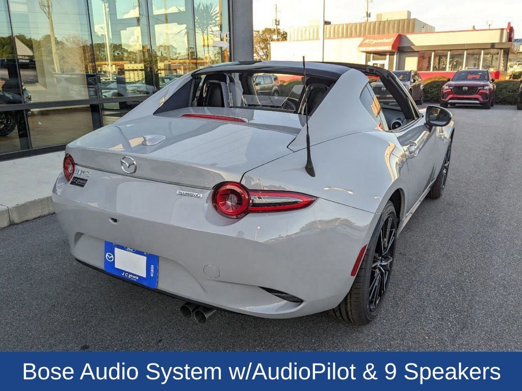 2024 Mazda MX-5 Miata Miata RF Grand Touring photo 4