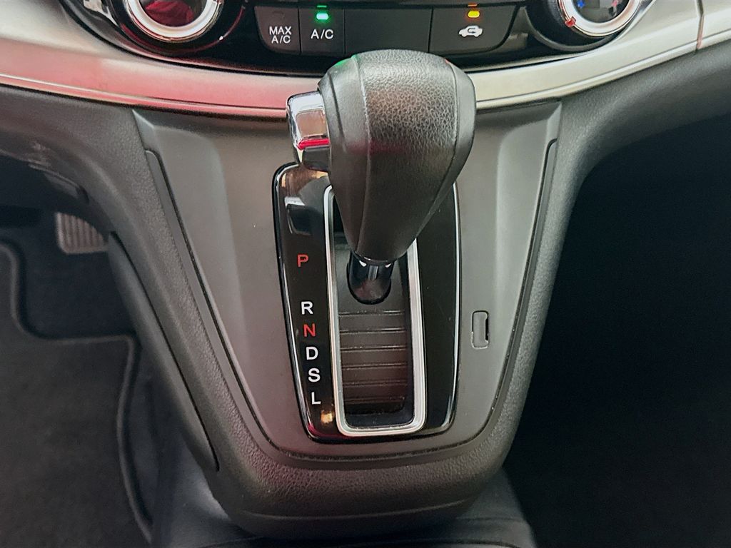2016 Honda CR-V SE photo 14