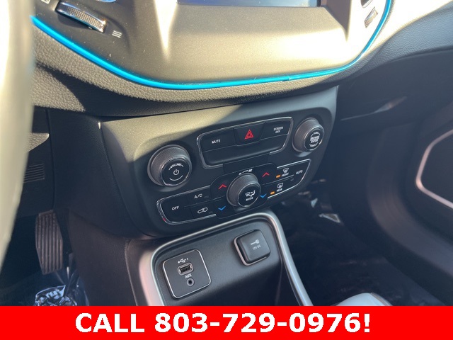 2020 Jeep Compass Latitude photo 22