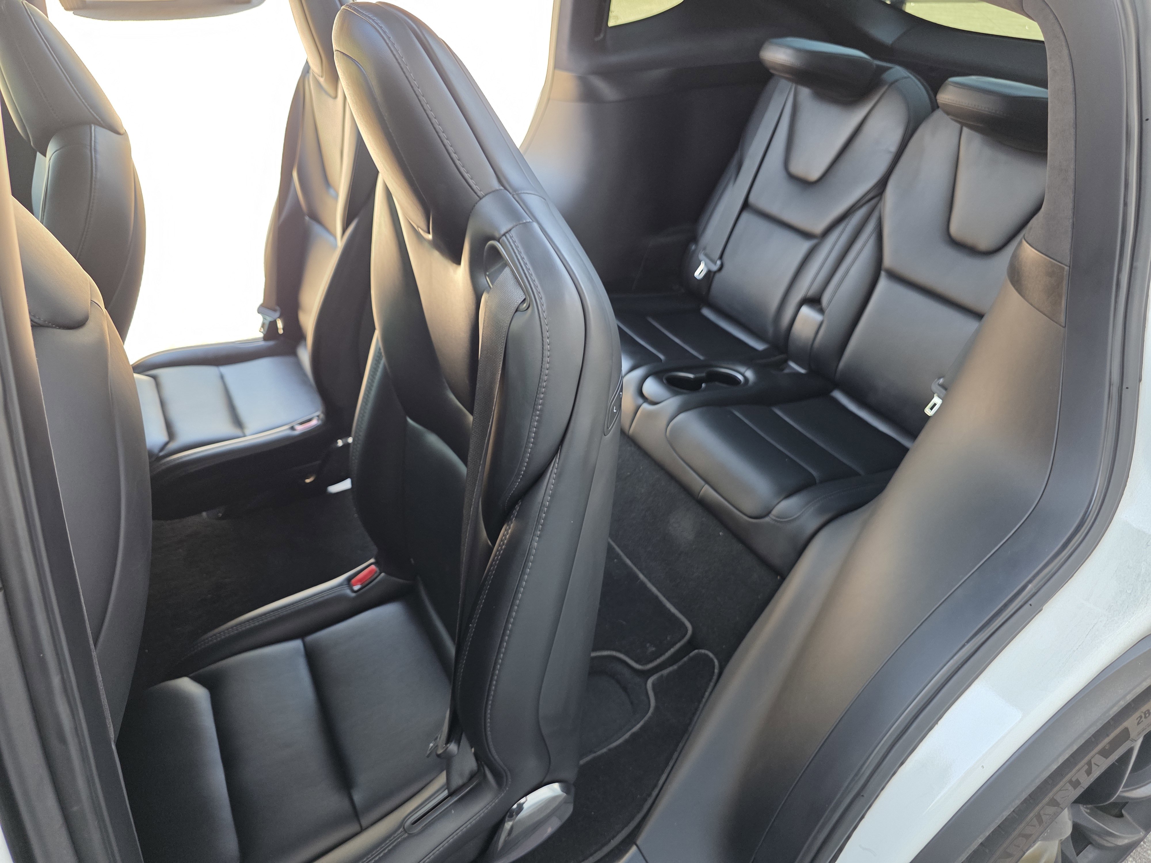 2020 Tesla Model X Long Range photo 21