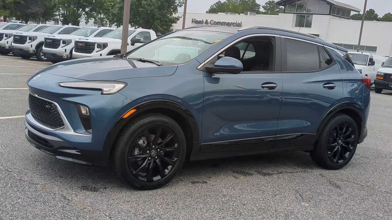 2026 Buick Encore Sport Touring photo 3
