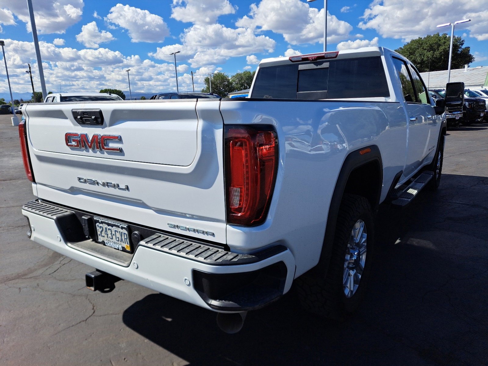 2023 Gmc Sierra 2500 HD Denali photo 3