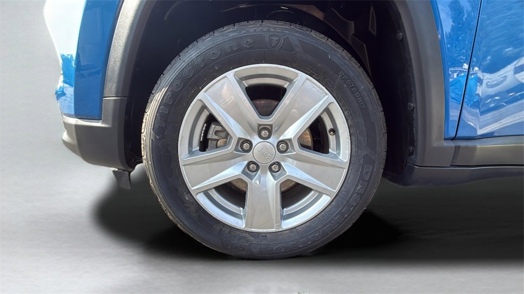2022 Jeep Compass Latitude photo 22