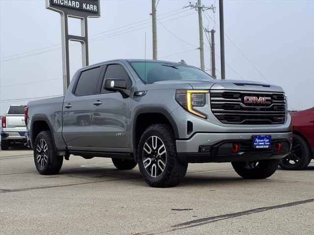 2023 GMC Sierra 1500 AT4's photo