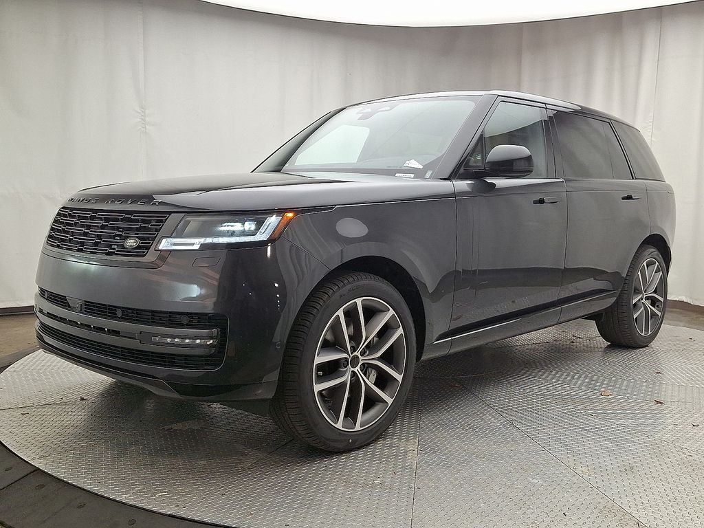 2026 Land Rover Range Rover SE's photo