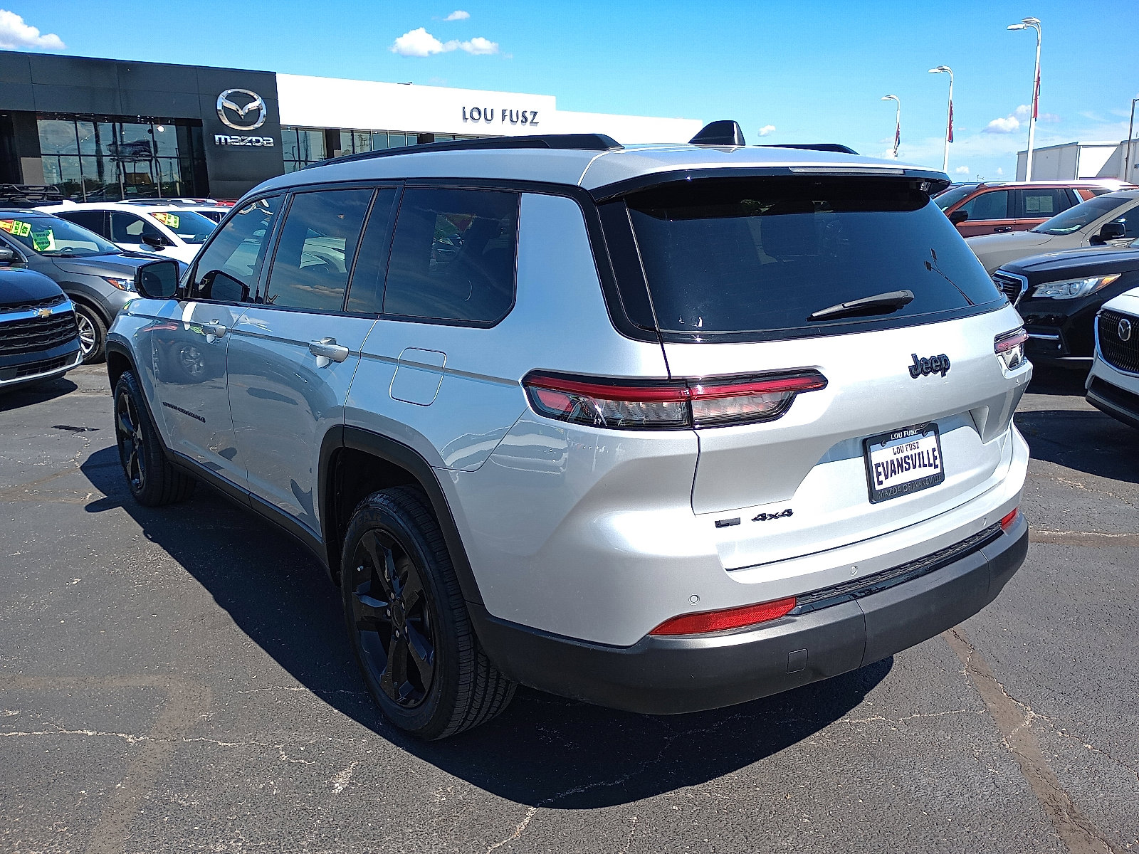 2022 Jeep Grand Cherokee Altitude photo 4