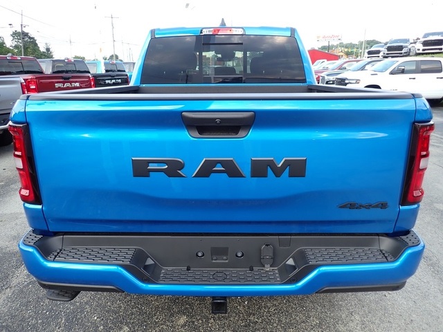 2025 Ram 1500 Tradesman photo 4