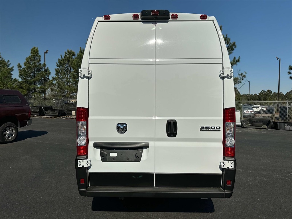 2024 Ram ProMaster 3500 photo 3