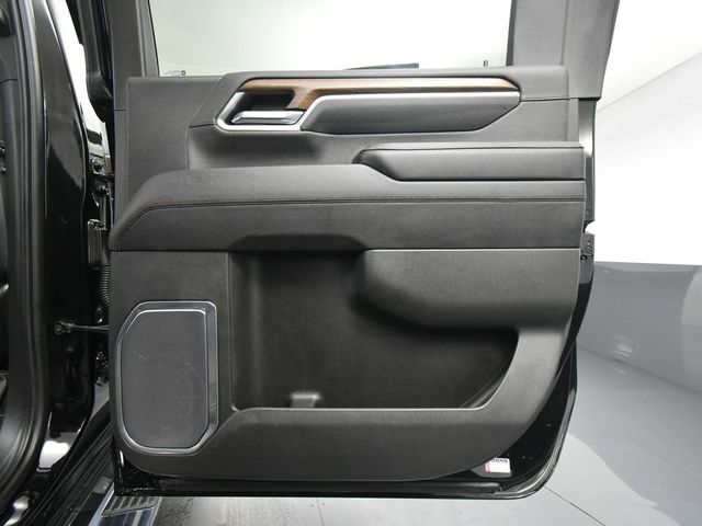 2024 Chevrolet Silverado 3500HD High Country photo 35