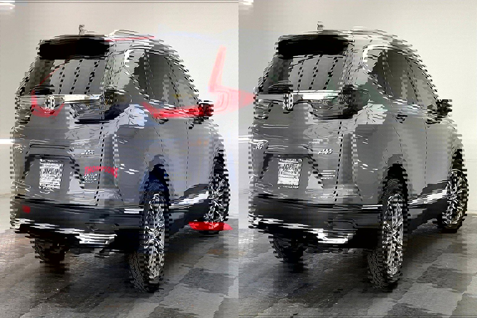 2022 Honda CR-V Hybrid Touring photo 13