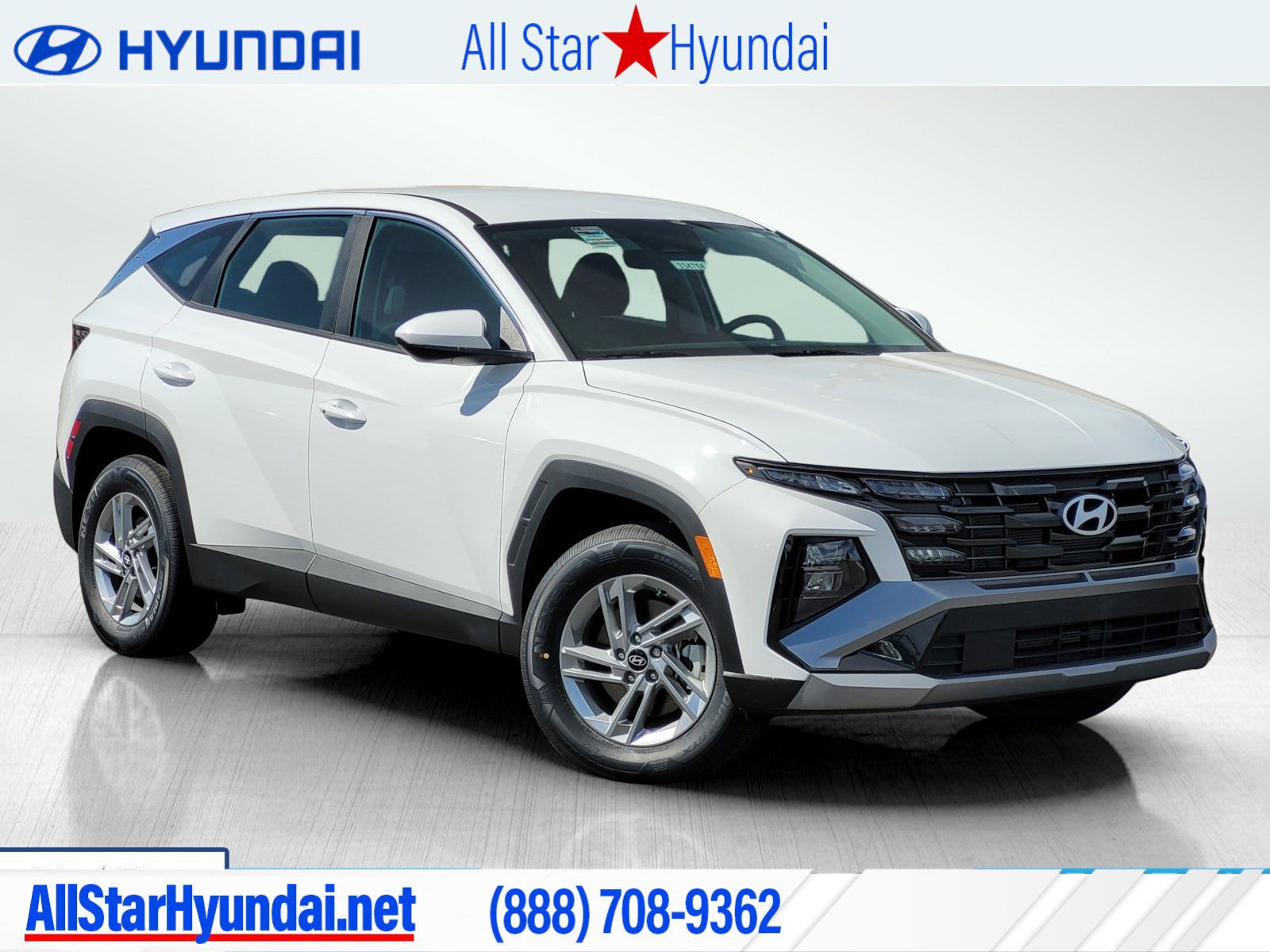 2025 Hyundai Tucson SE's photo