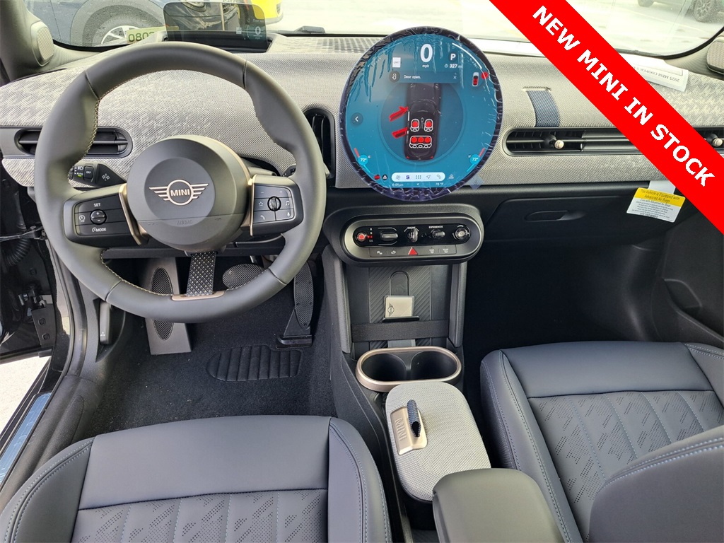 2025 Mini Cooper 4 Door Hardtop Signature photo 11