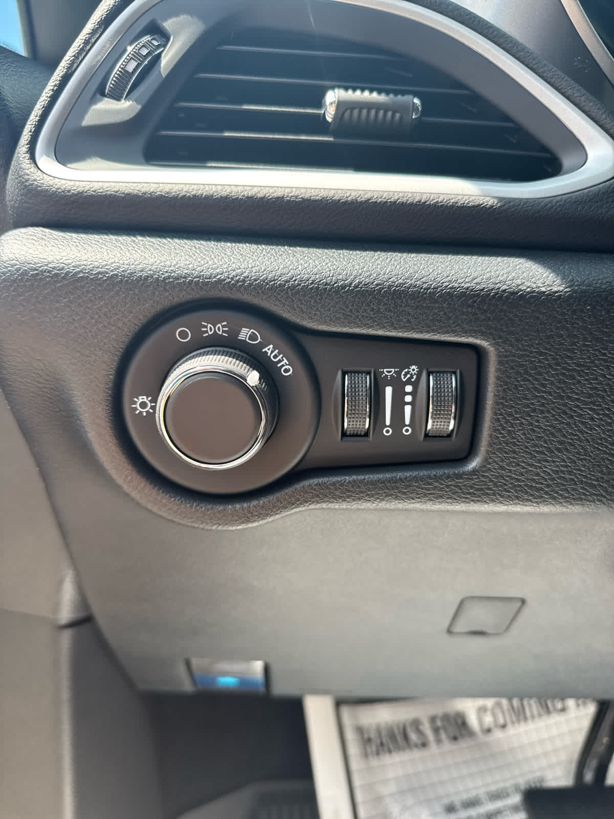 2026 Chrysler Voyager LX photo 21