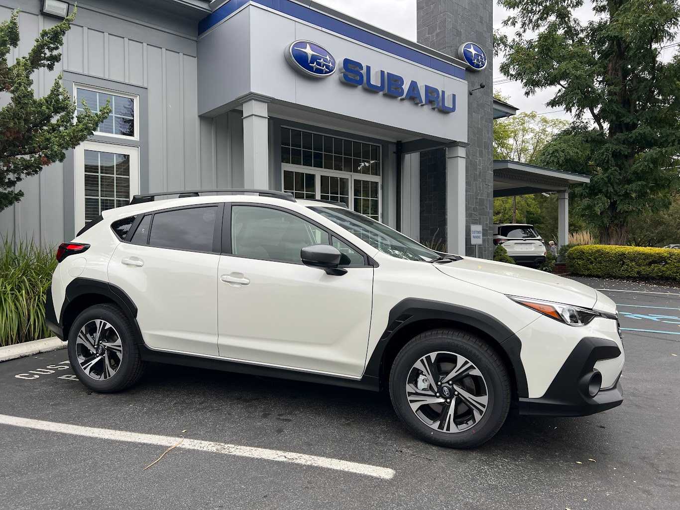 2025 Subaru Crosstrek Premium photo 4