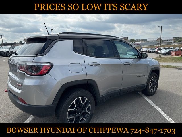 2020 Jeep Compass Trailhawk photo 2