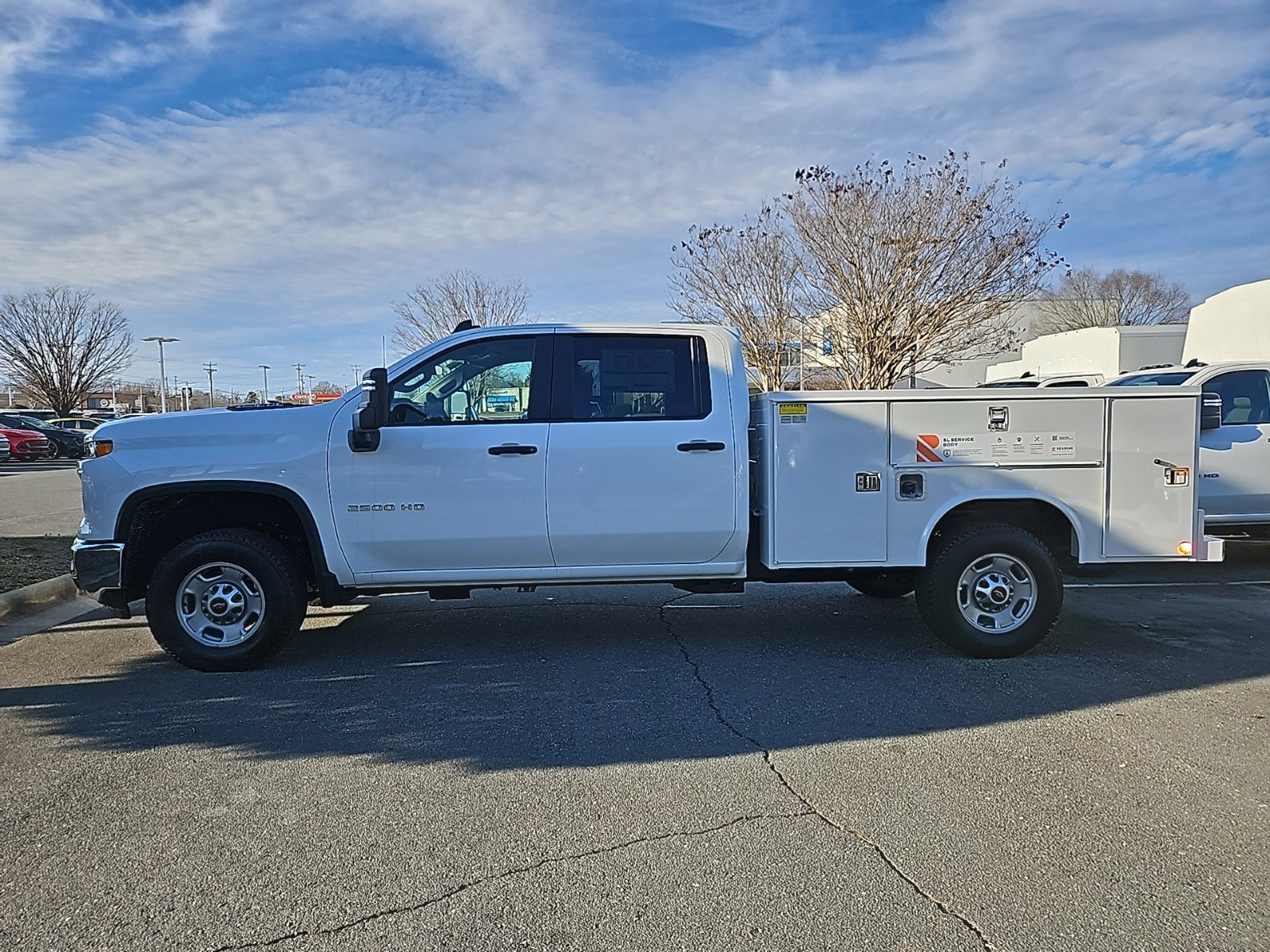 2025 Chevrolet Silverado 2500HD photo 2