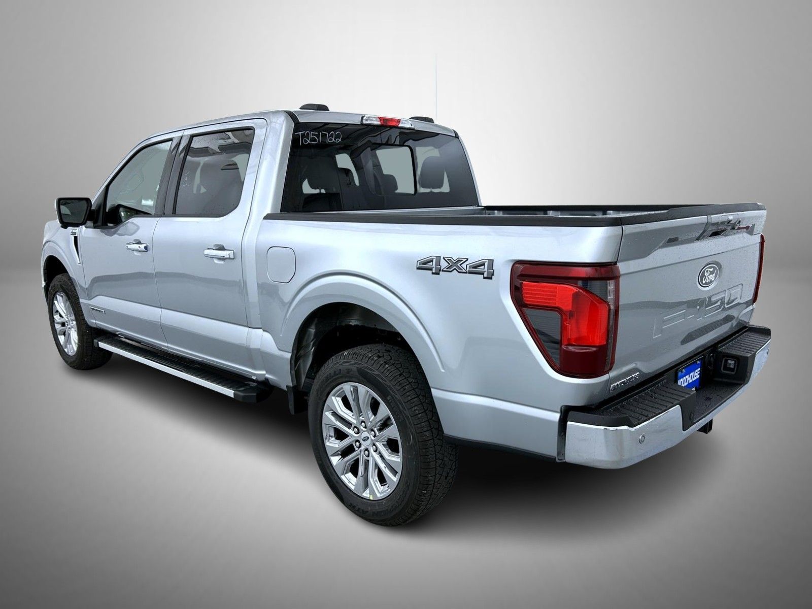 2025 Ford F-150 XLT photo 7